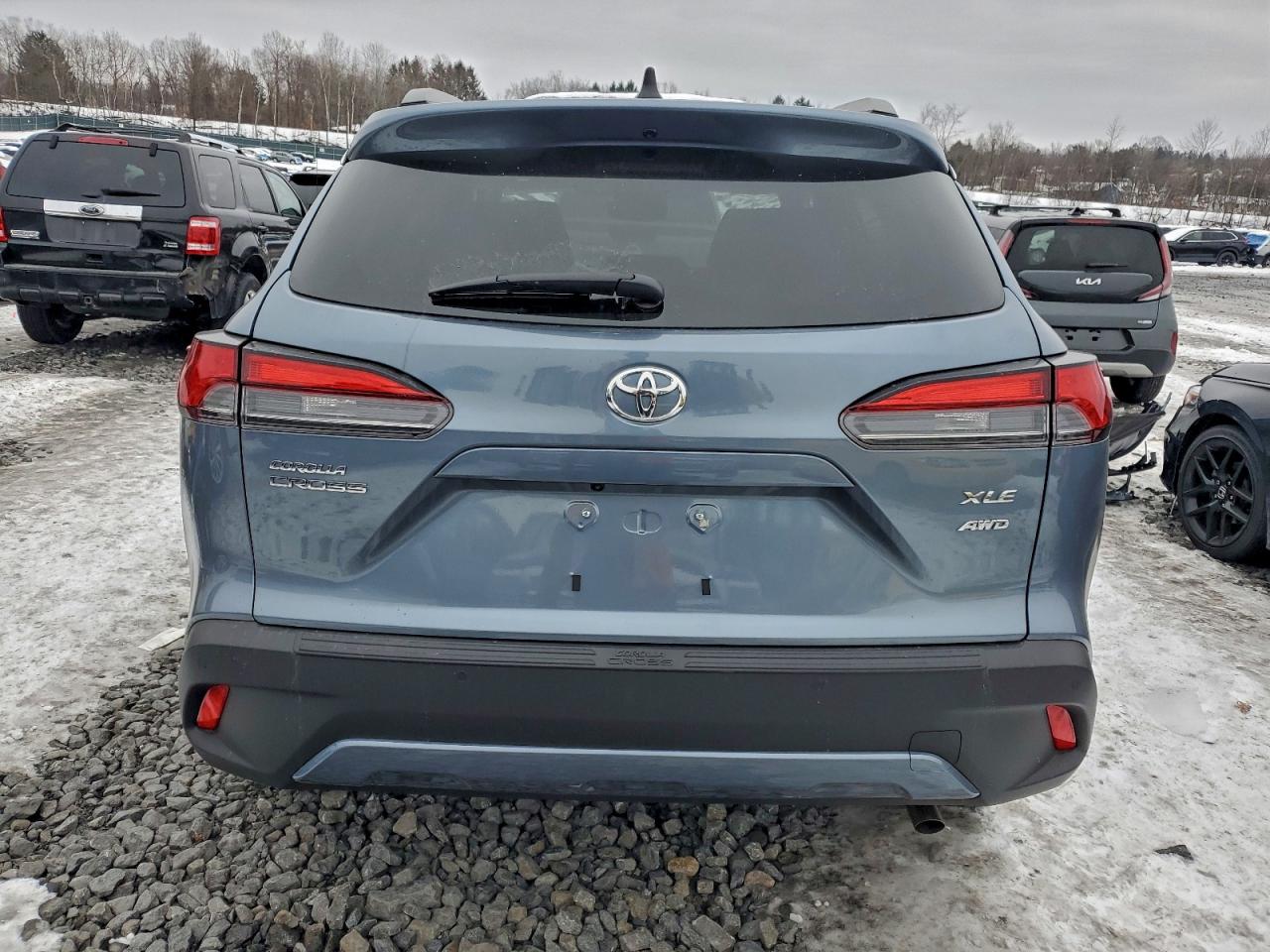 2026 Toyota Corolla Cross Xle VIN: 7MUDAABG0TV147943 Lot: 95503835