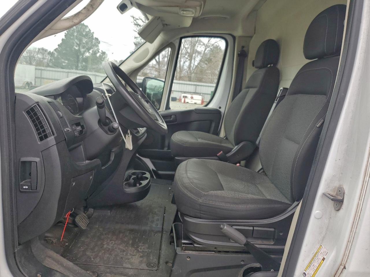 2019 Ram Promaster 2500 Delivery Van VIN: 3C6TRVDG8KE503686 Lot: 94795585