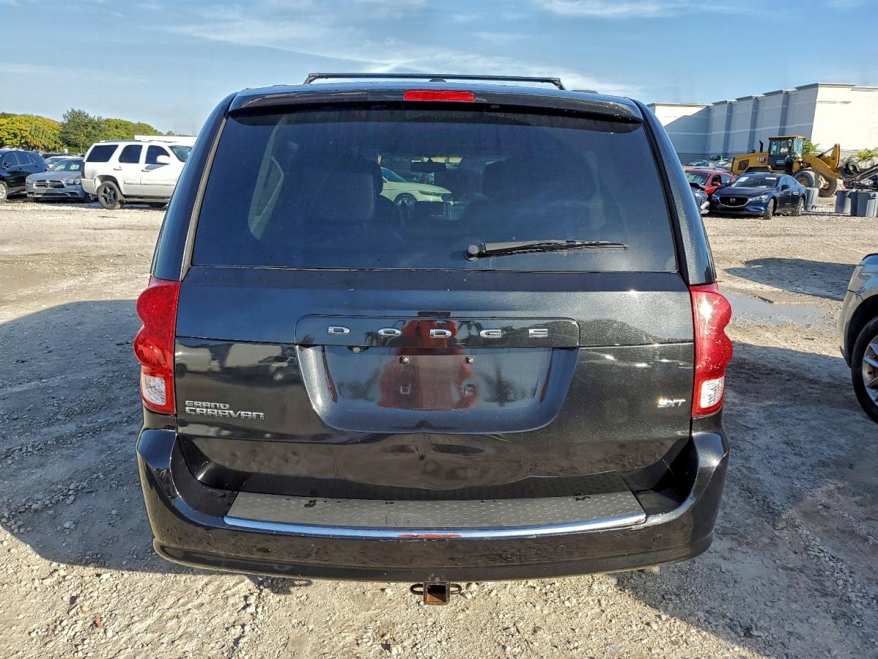 2018 Dodge Grand Caravan Sxt VIN: 2C4RDGCG6JR266966 Lot: 96196105
