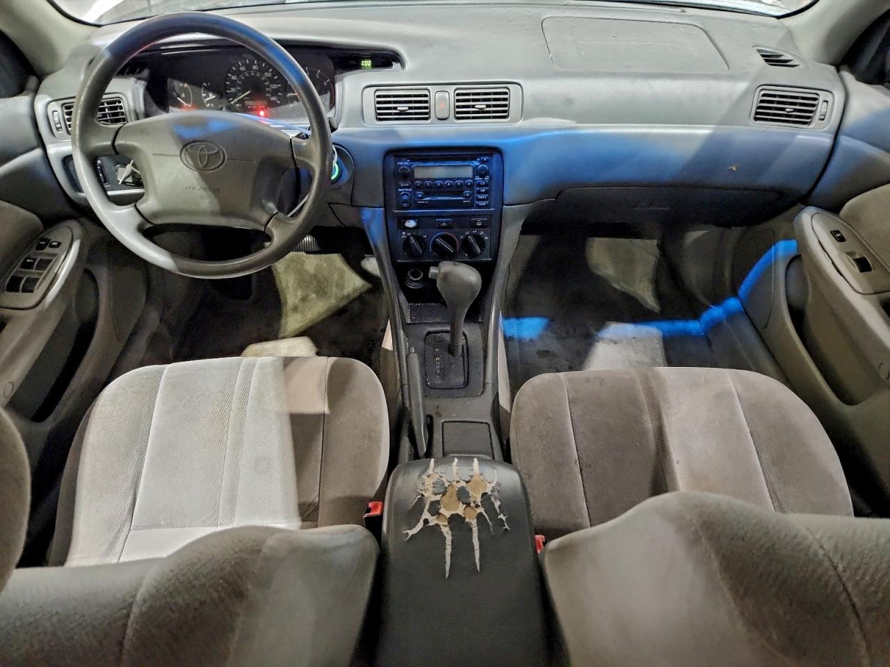 2000 Toyota Camry Ce VIN: 4T1BG22K1YU691702 Lot: 94885495