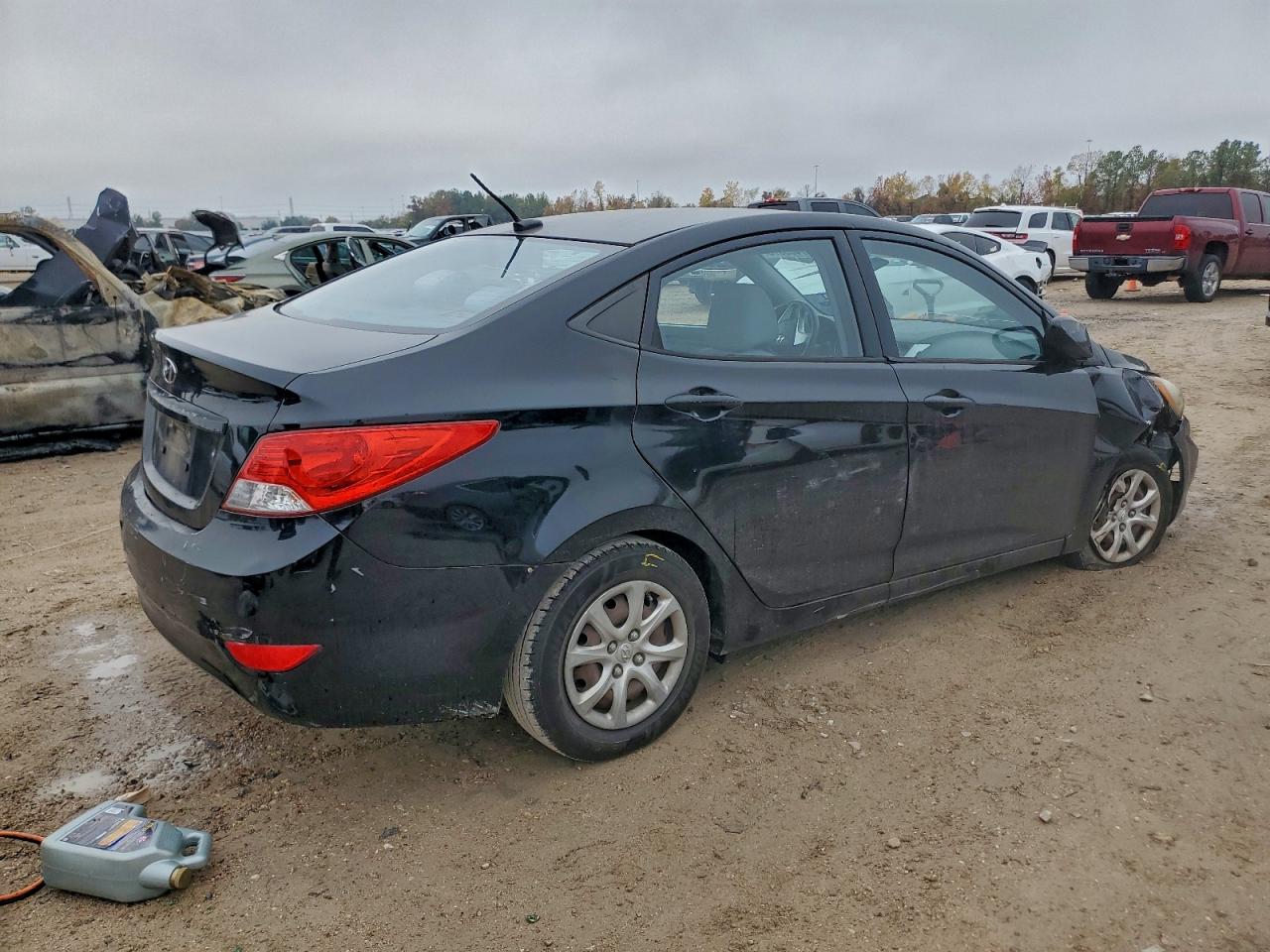 2013 Hyundai Accent Gls VIN: KMHCT4AE8DU456036 Lot: 97405575