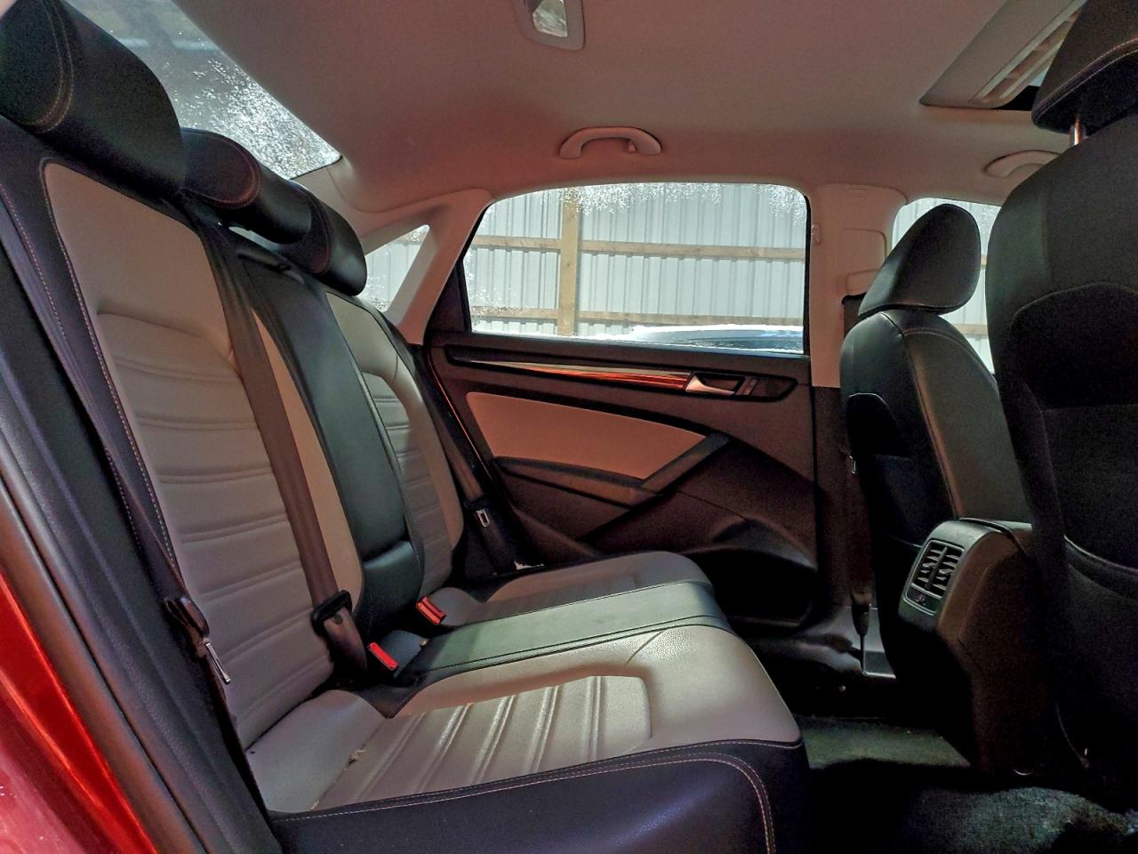 2015 Volkswagen Passat Se VIN: 1VWBS7A34FC081240 Lot: 95415985