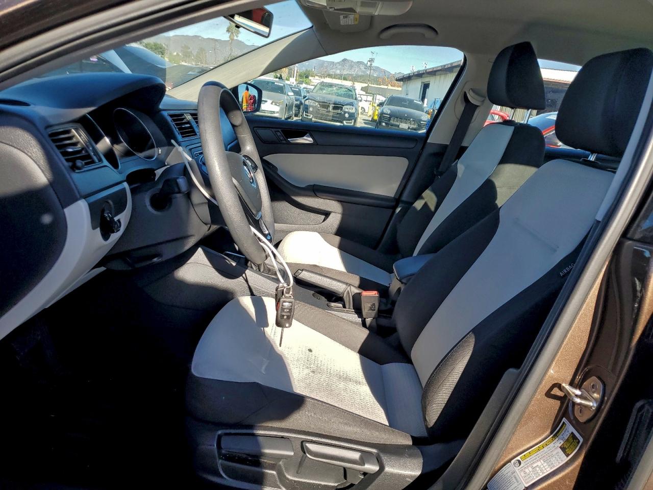 2015 Volkswagen Jetta Base VIN: 3VW2K7AJ4FM294959 Lot: 94805635