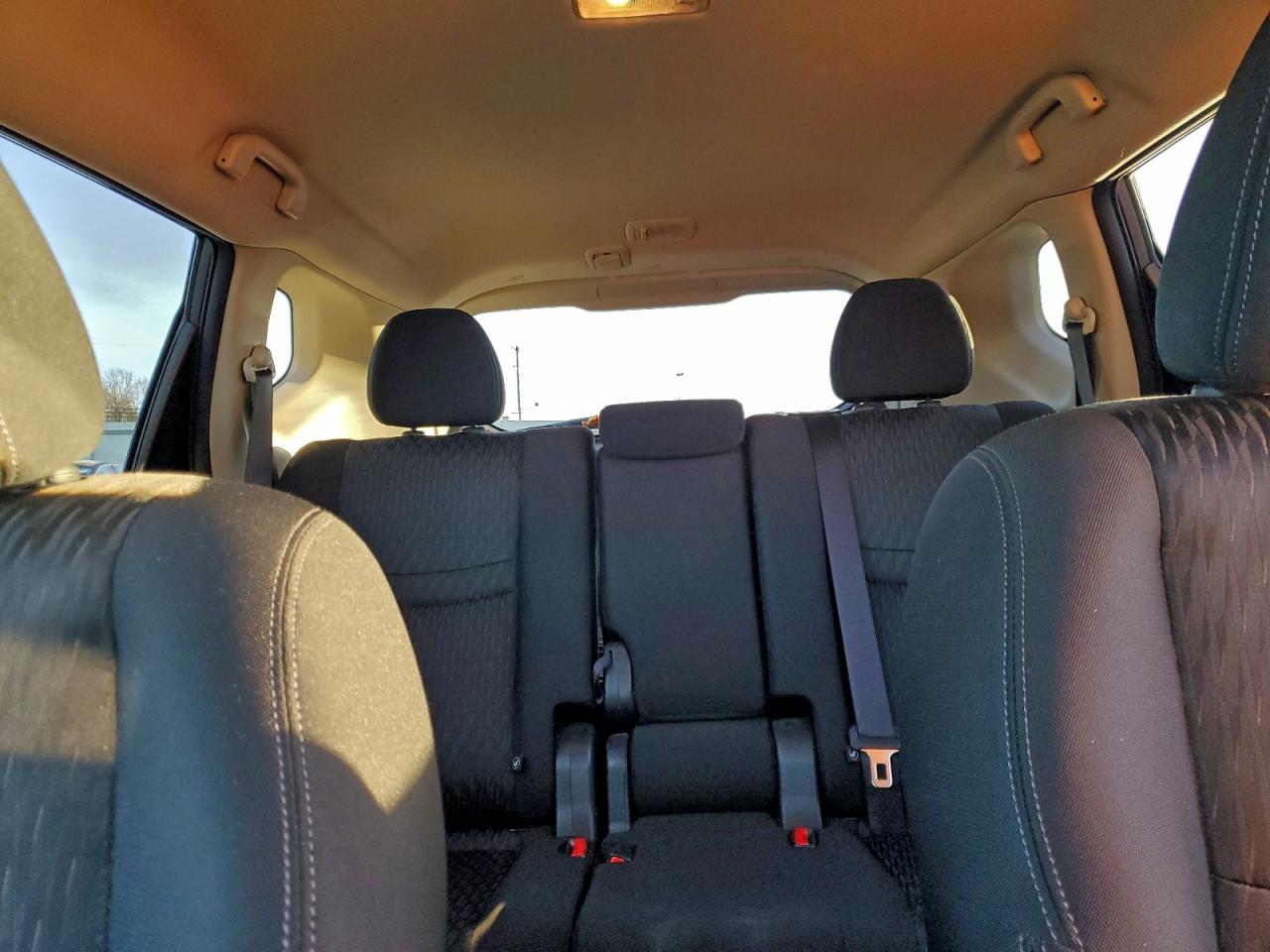 2019 Nissan Rogue S VIN: JN8AT2MV4KW380798 Lot: 94336085