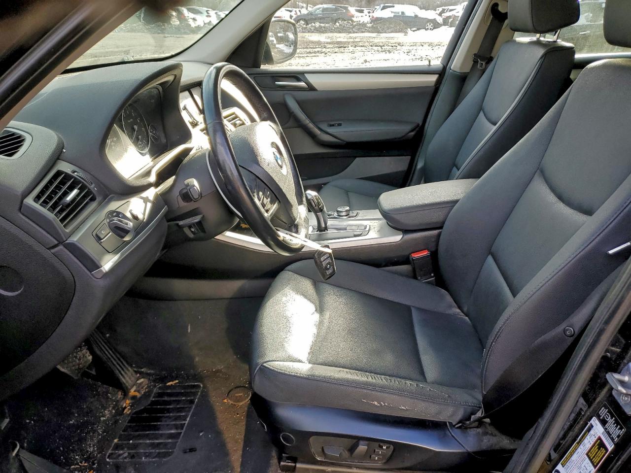 2011 BMW X3 xDrive28I VIN: 5UXWX5C53BL704140 Lot: 95313445