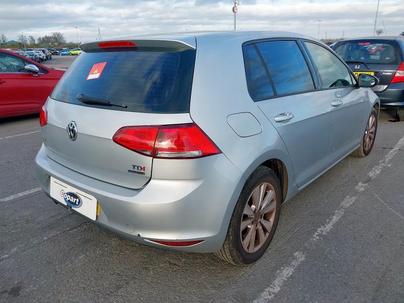 2013 VOLKSWAGEN GOLF 1.6 TDI 105 SE 5DR