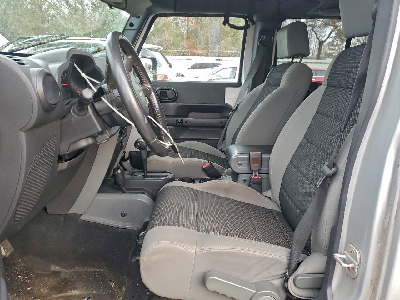 2007 Jeep Wrangler X VIN: 1J8GA39167L168008 Lot: 95675585