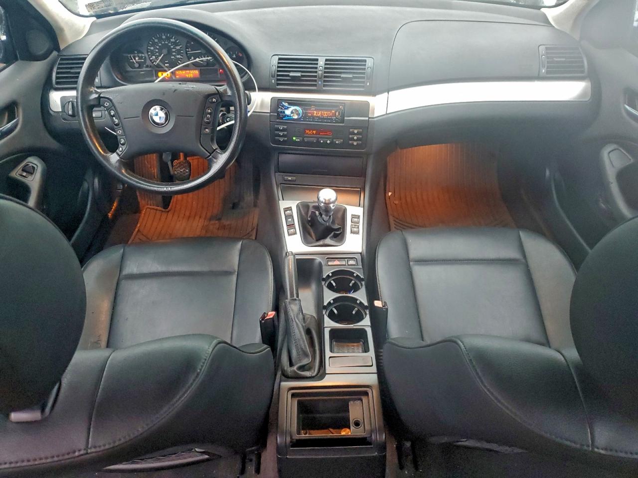 Фото: WBAET374X2NH01500