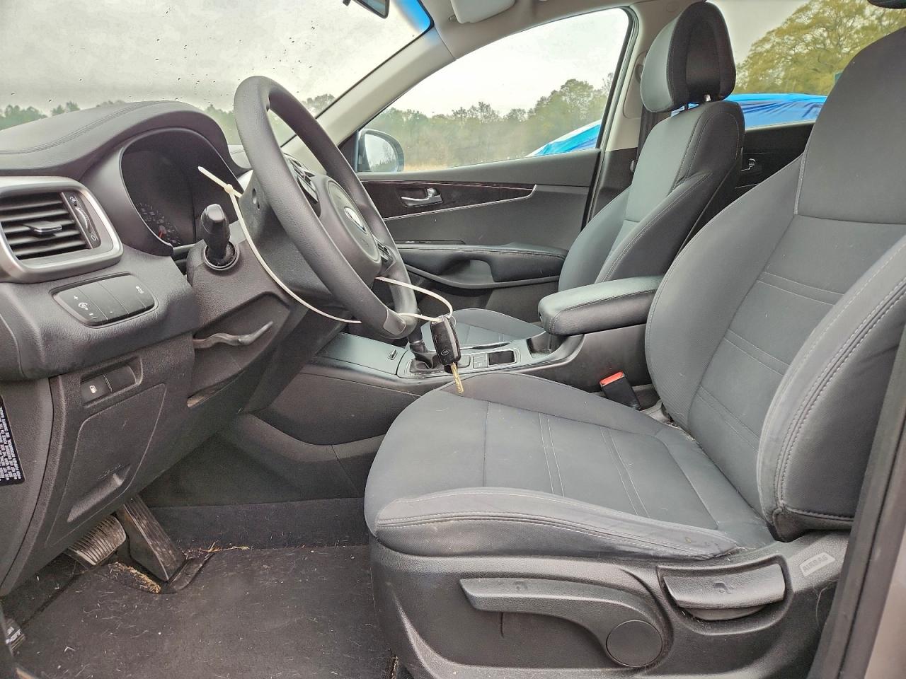 2017 Kia Sorento Lx VIN: 5XYPG4A52HG208544 Lot: 95244055