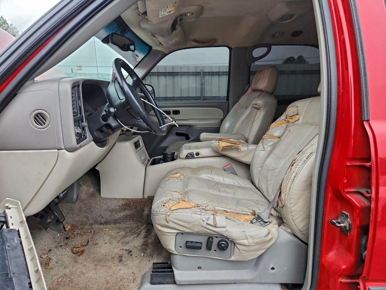 2002 Chevrolet Tahoe C1500 VIN: 1GNEC13Z62R244819 Lot: 95614475