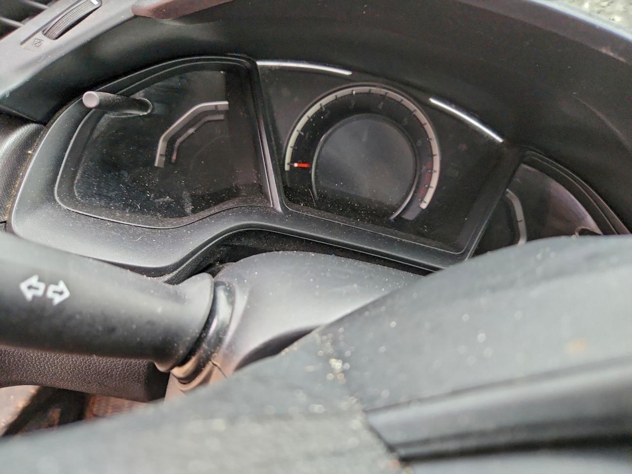 2018 Honda Civic Lx VIN: 2HGFC2F58JH572304 Lot: 94715425