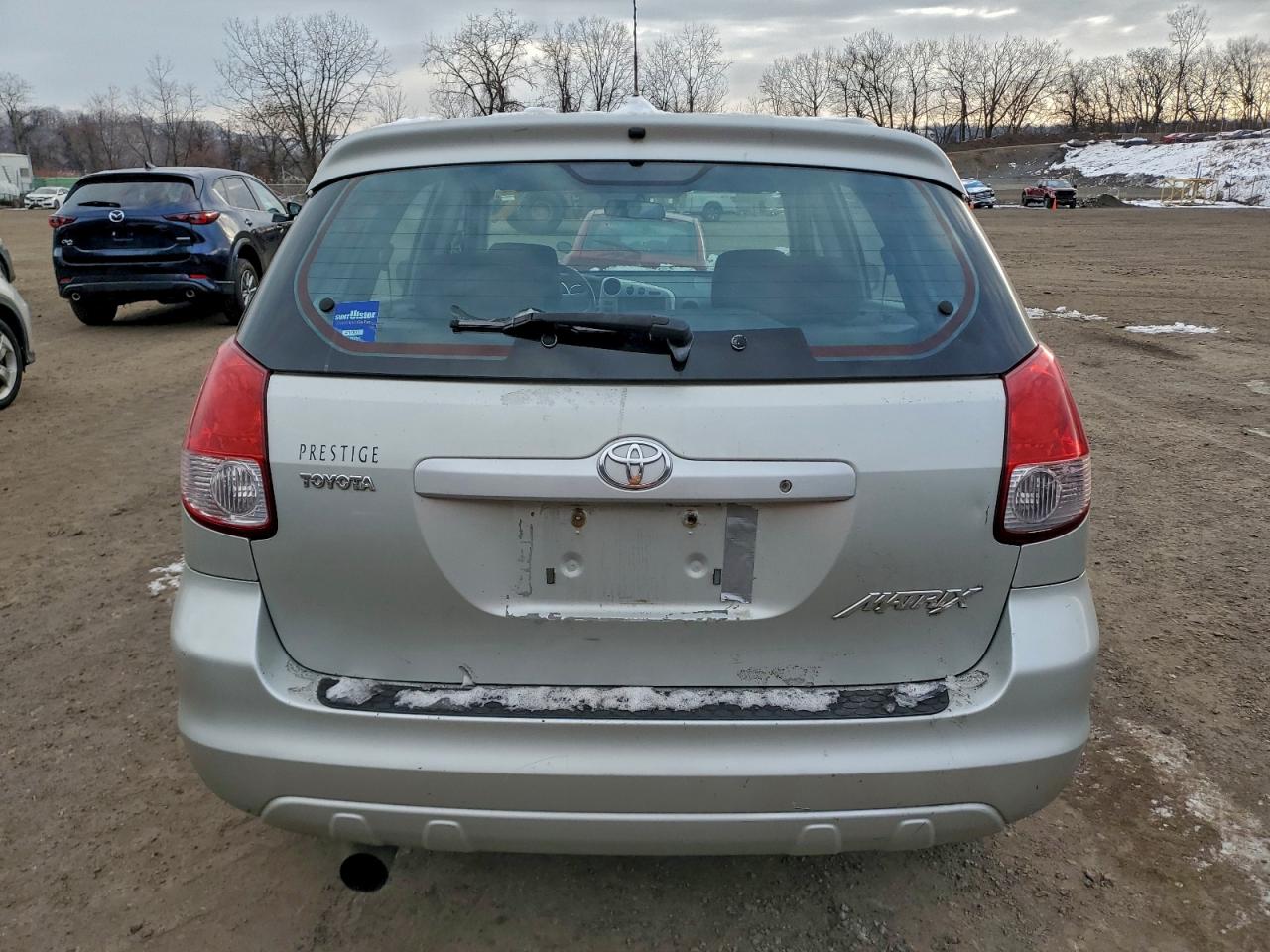 2004 Toyota Corolla Matrix Xr VIN: 2T1KR32E44C175937 Lot: 96390475