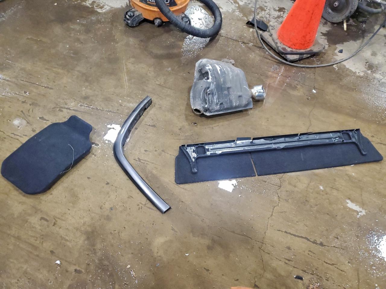 2015 Jeep Grand Cherokee Laredo VIN: 1C4RJFAG5FC852693 Lot: 95094275