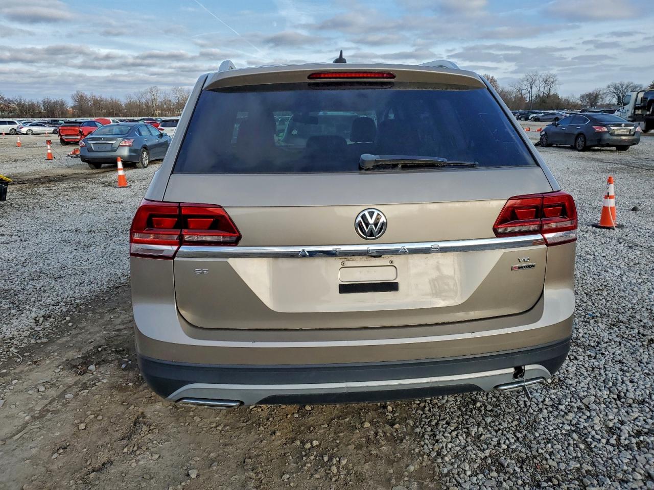 2018 Volkswagen Atlas Se VIN: 1V2KR2CA9JC507041 Lot: 95341525