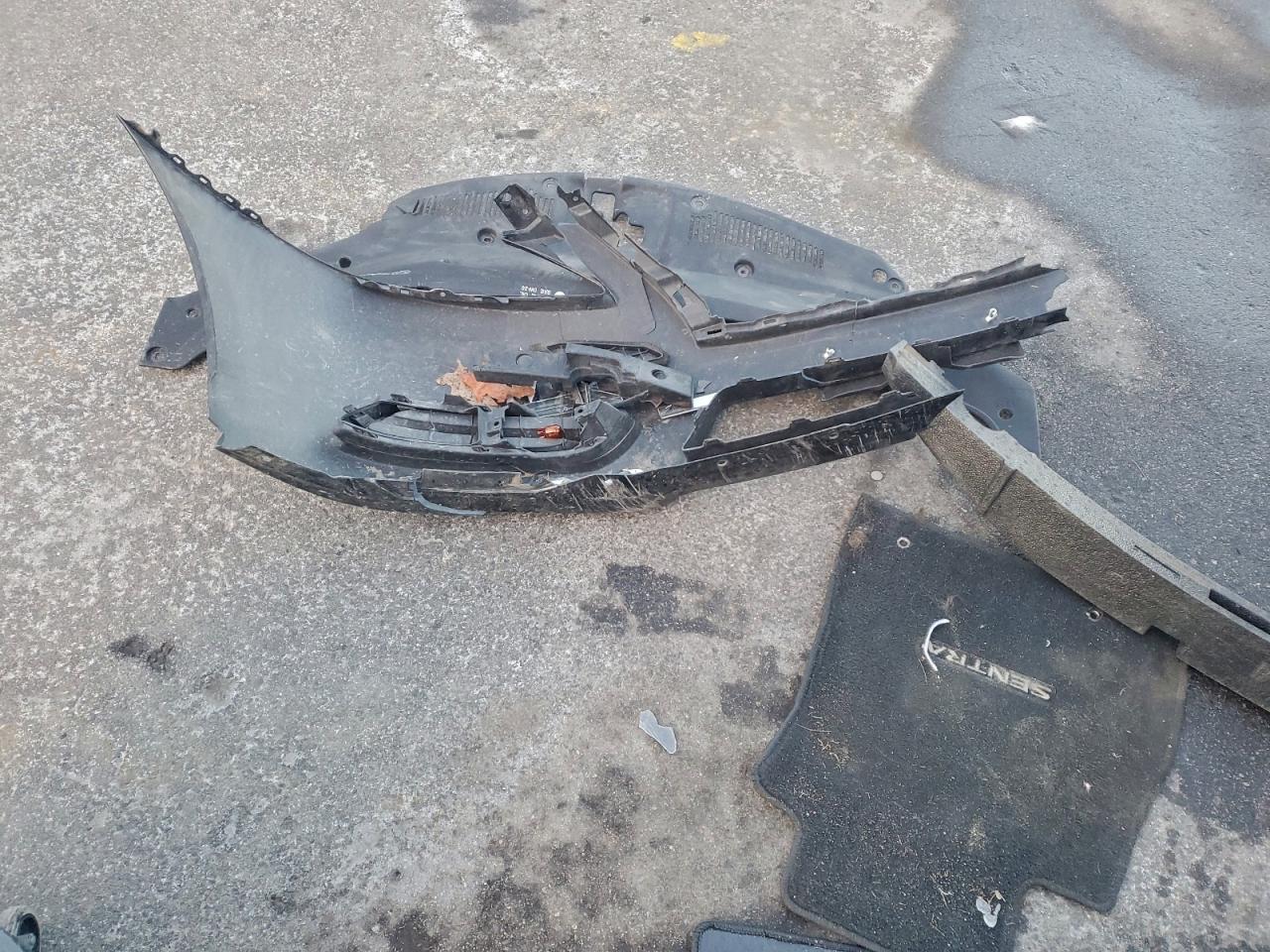 2015 Nissan Sentra S VIN: 3N1AB7AP3FY359556 Lot: 95476605