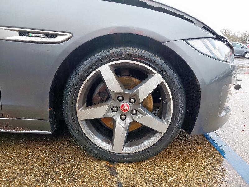 2017 JAGUAR XE 2.0D [180] R-SPORT 4DR AUTO