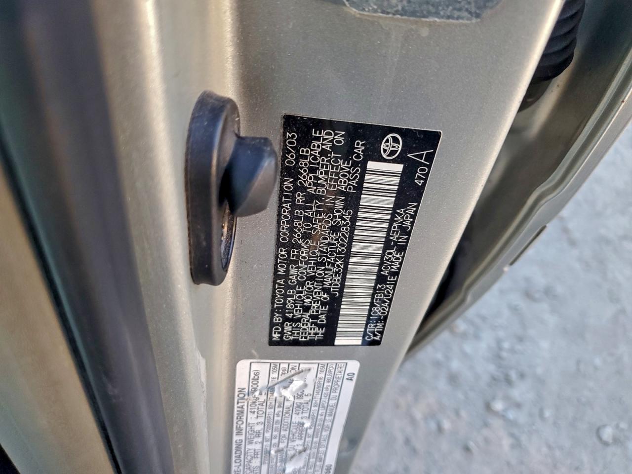 2003 Toyota Camry Le VIN: JTDBE32K130228345 Lot: 94379325