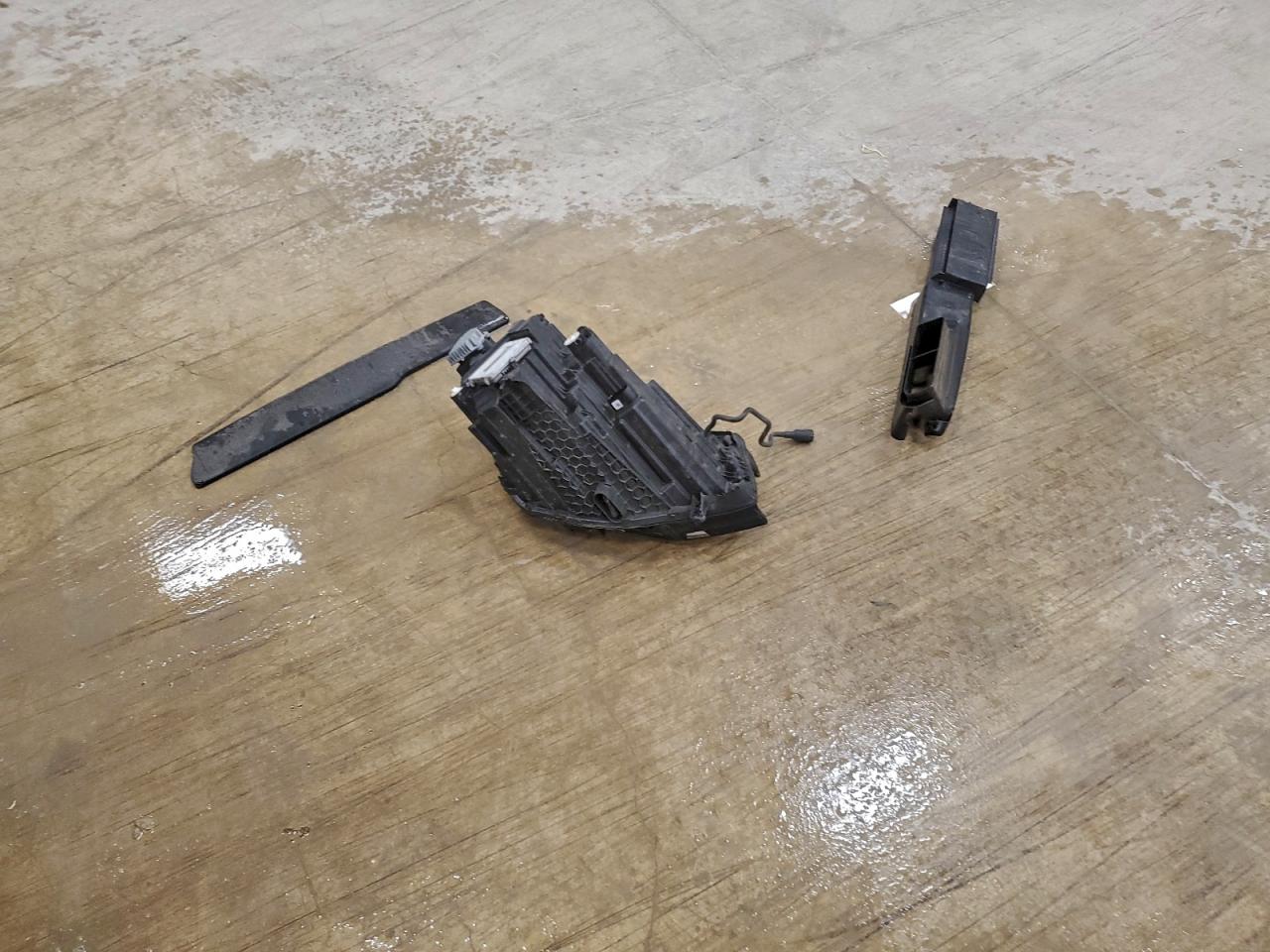 Фото: 1V2HR2CA7SC503159