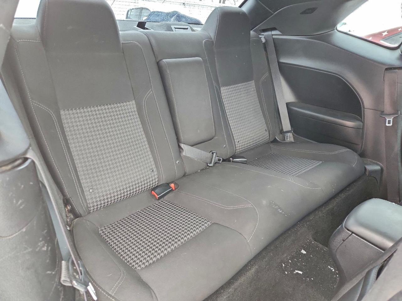 2016 Dodge Challenger Sxt VIN: 2C3CDZAG9GH113604 Lot: 93640155