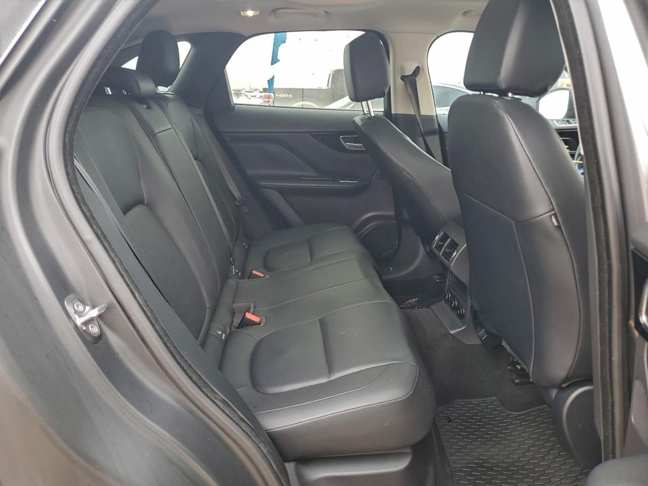 2018 Jaguar F-Pace Premium VIN: SADCJ2FX8JA294385 Lot: 95191055