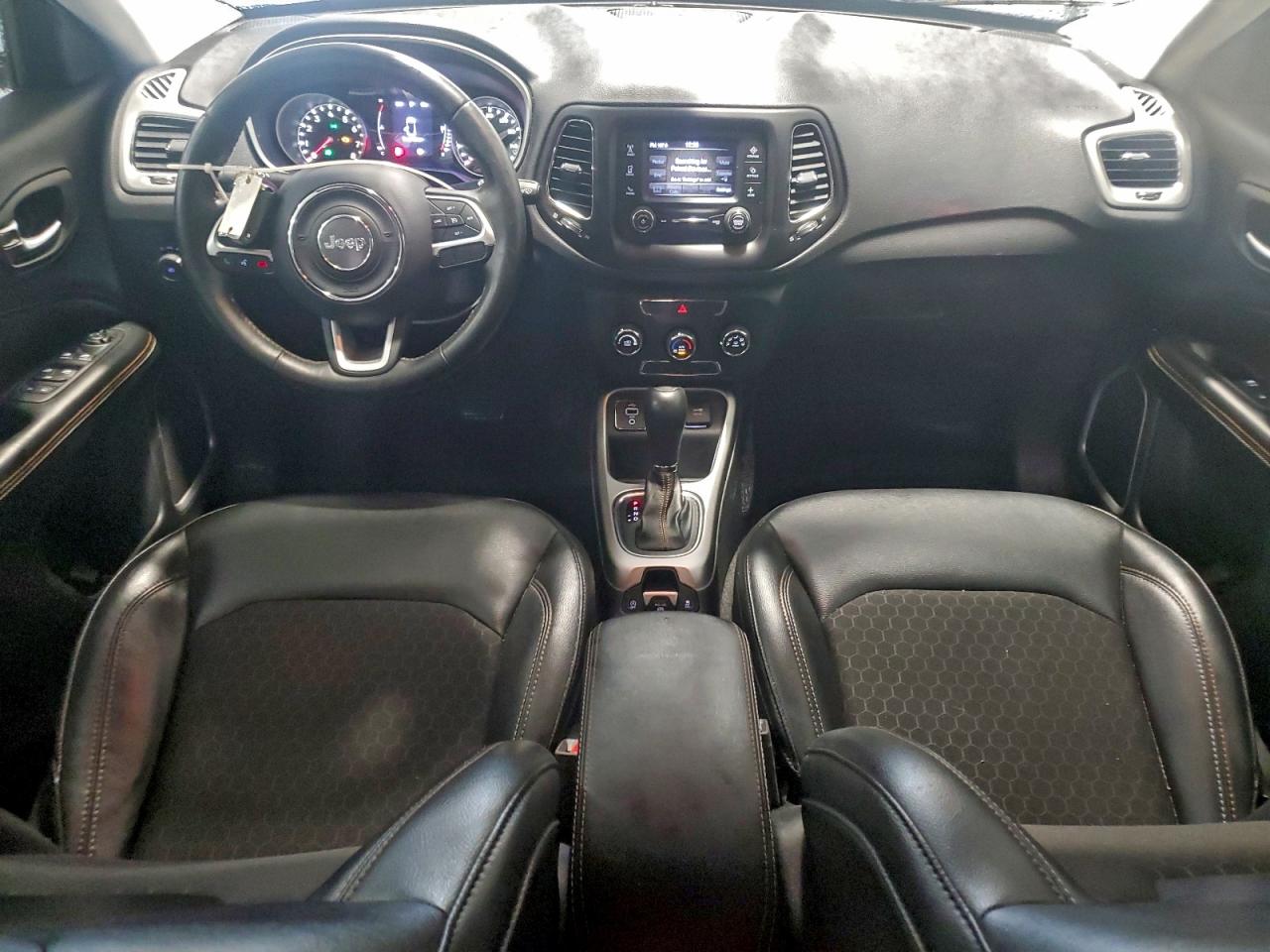 2018 Jeep Compass Latitude VIN: 3C4NJCBB5JT487428 Lot: 95551155