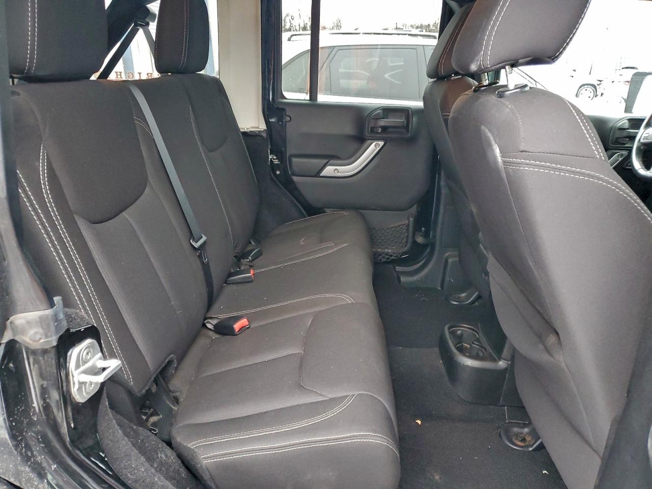 2013 Jeep Wrangler Unlimited Sahara VIN: 1C4BJWEG3DL672993 Lot: 94030445