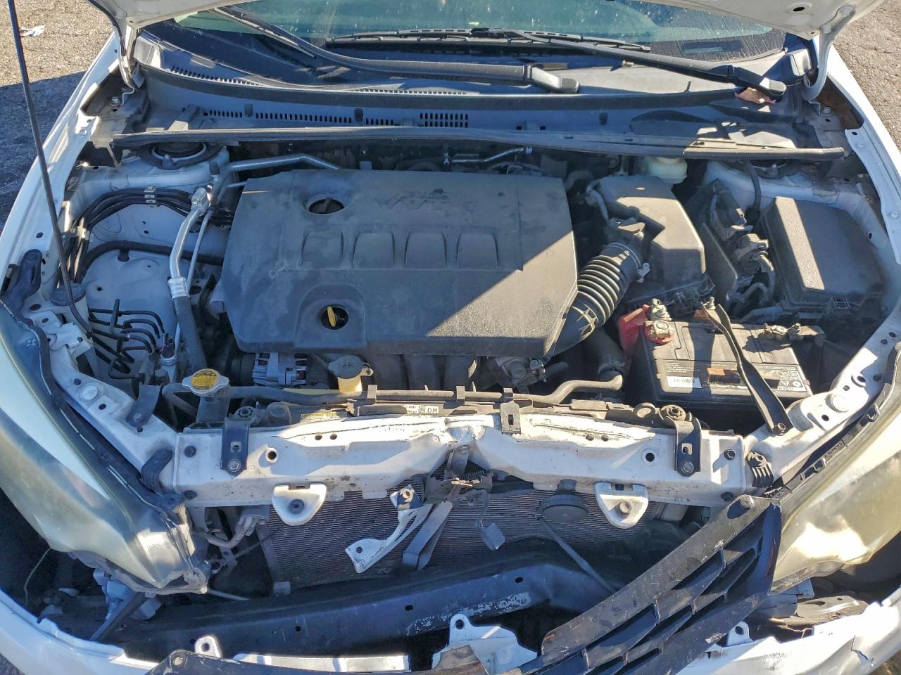 2015 Toyota Corolla L VIN: 5YFBURHE3FP196614 Lot: 96185295