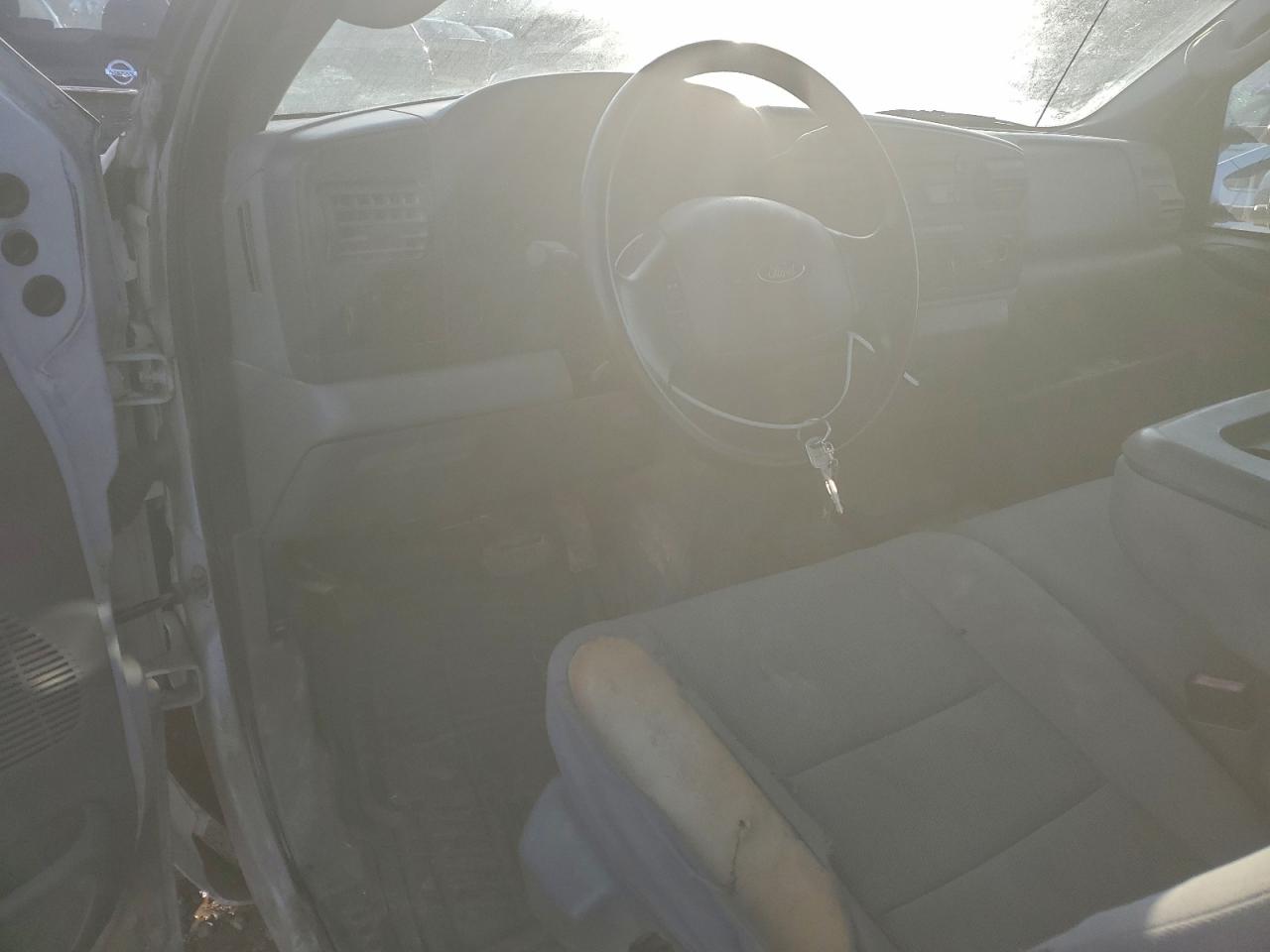 2005 Ford F250 Super Duty VIN: 1FTNF21555ED29247 Lot: 96234555