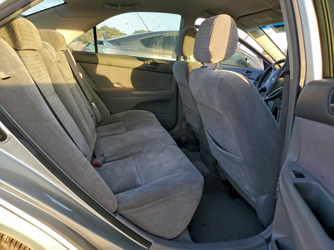 2003 Toyota Camry Le VIN: JTDBE32K130228345 Lot: 94379325