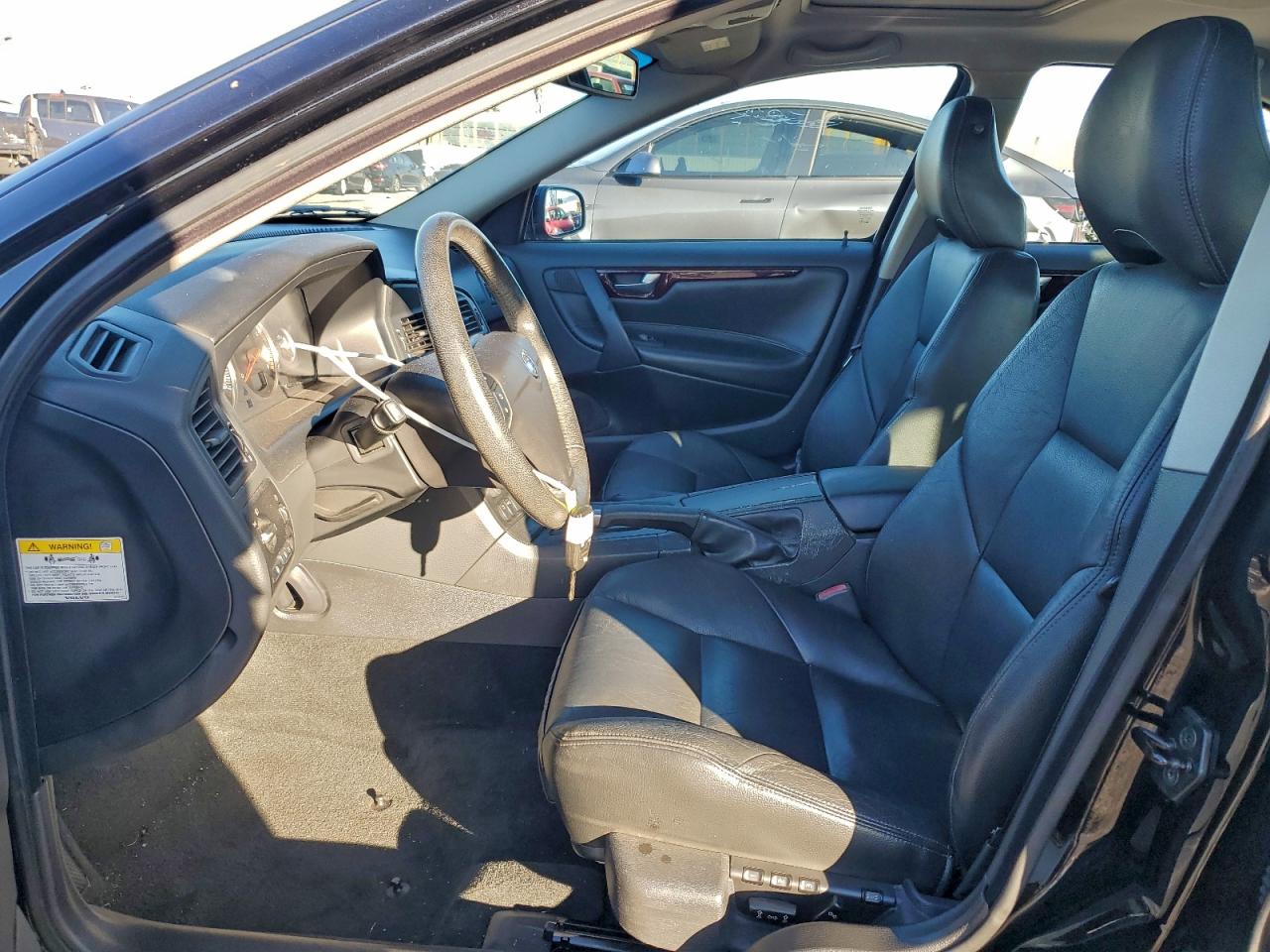 2004 Volvo S60 2.5T VIN: YV1RH59H142393940 Lot: 95568565