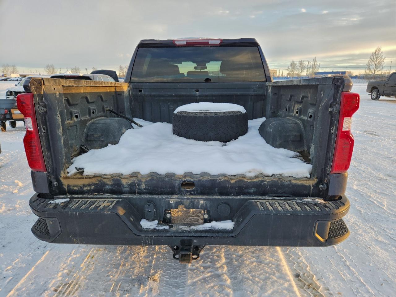 2022 Chevrolet Silverado K1500 Trail Boss Custom VIN: 3GCPDCEK6NG663140 Lot: 95386155