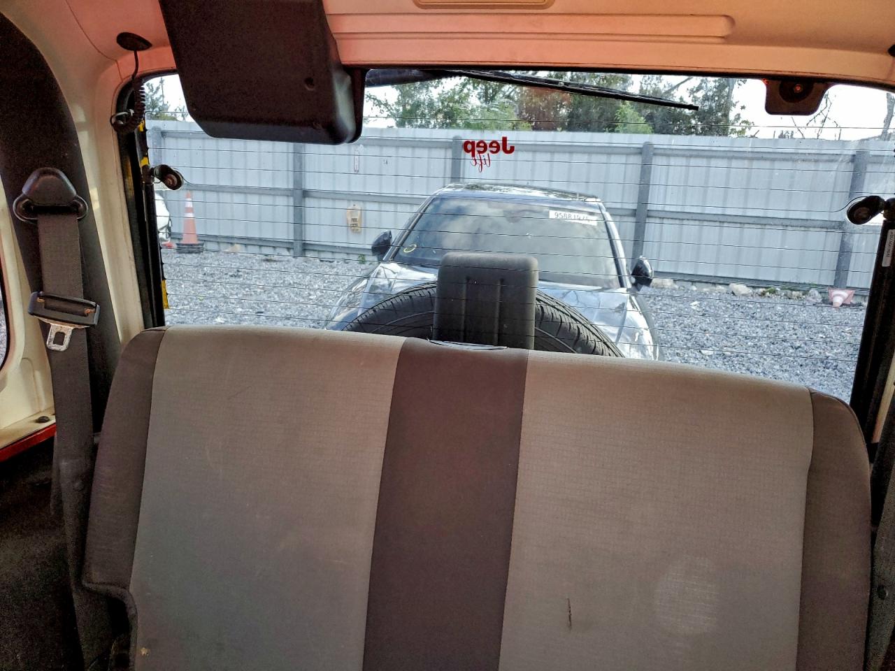 2005 Jeep Wrangler X VIN: 1J4FA39SX5P363878 Lot: 96415895