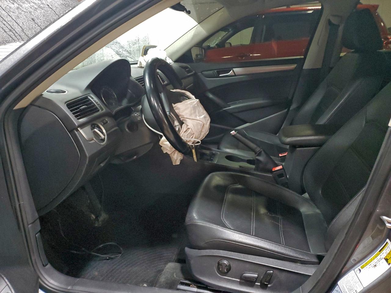 2015 Volkswagen Passat S VIN: 1VWAT7A38FC104754 Lot: 96300605