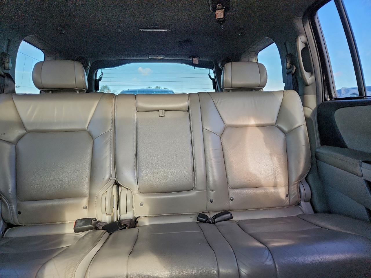 2011 Honda Pilot Touring VIN: 5FNYF4H98BB062603 Lot: 96232595