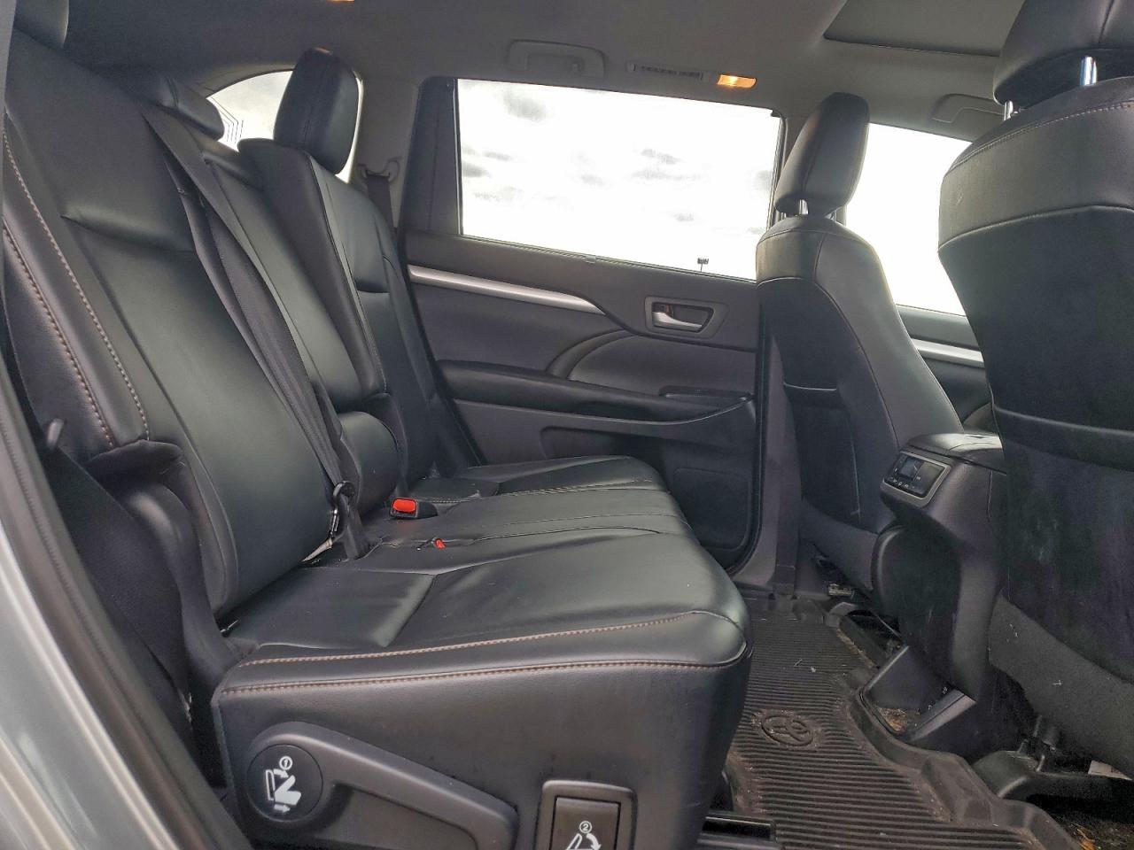 2019 Toyota Highlander Hybrid VIN: 5TDJGRFH3KS053616 Lot: 95110655