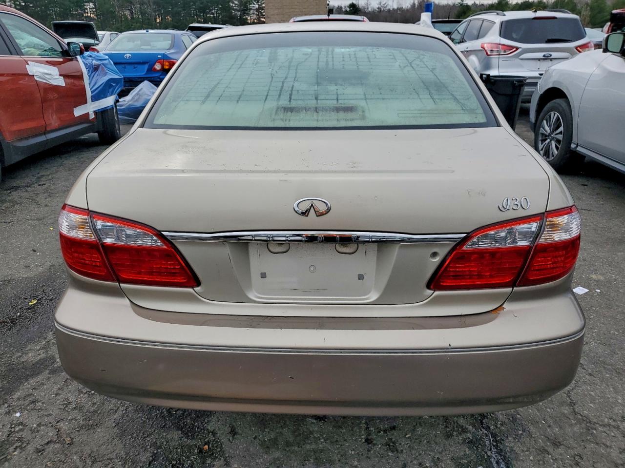 2000 Infiniti I30 VIN: JNKCA31A5YT110683 Lot: 95234125