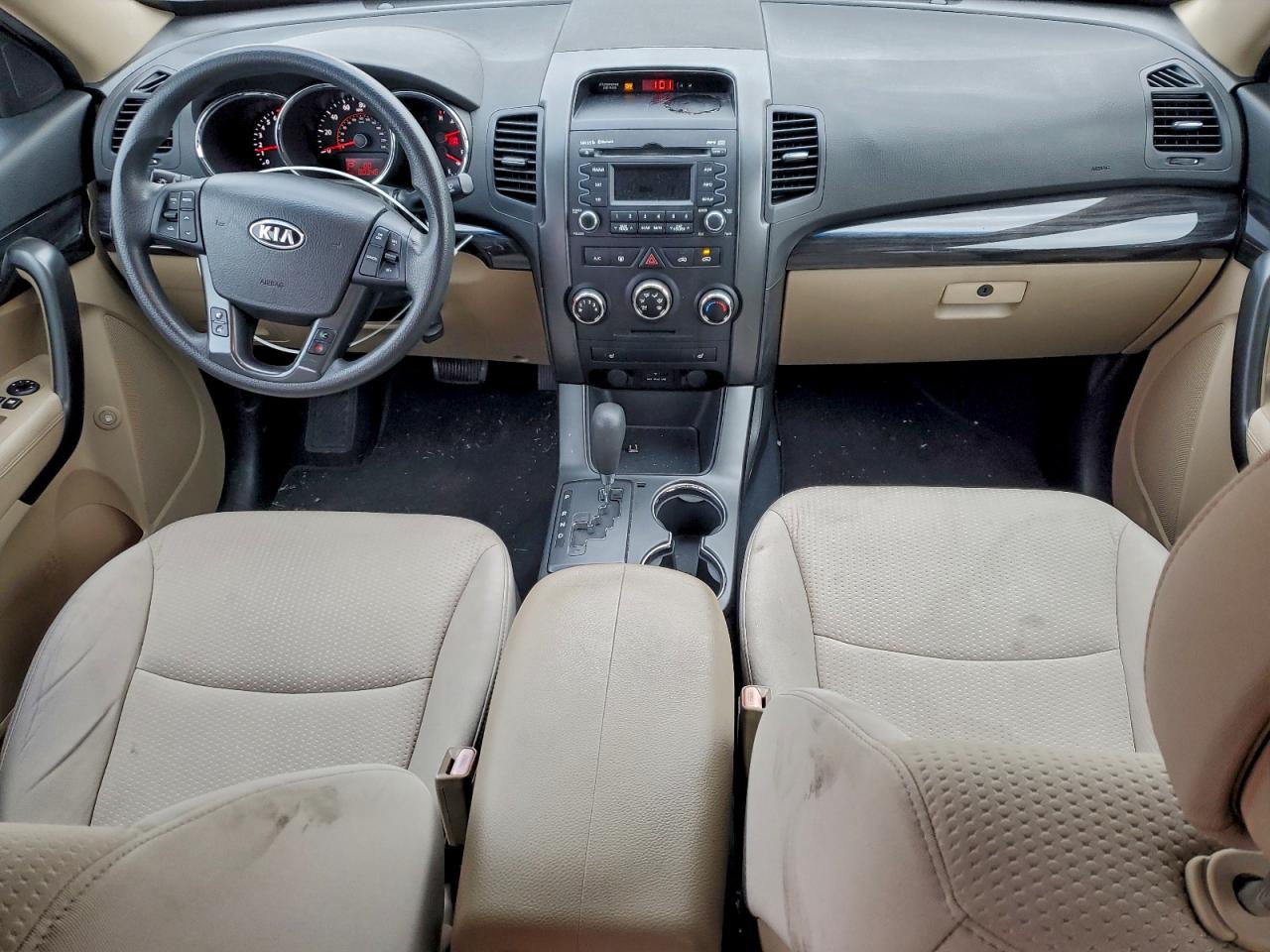 2011 Kia Sorento Base VIN: 5XYKT3A12BG064563 Lot: 96245405