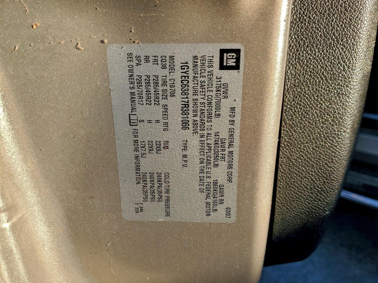 2007 Cadillac Escalade Luxury VIN: 1GYEC63817R381066 Lot: 96227755