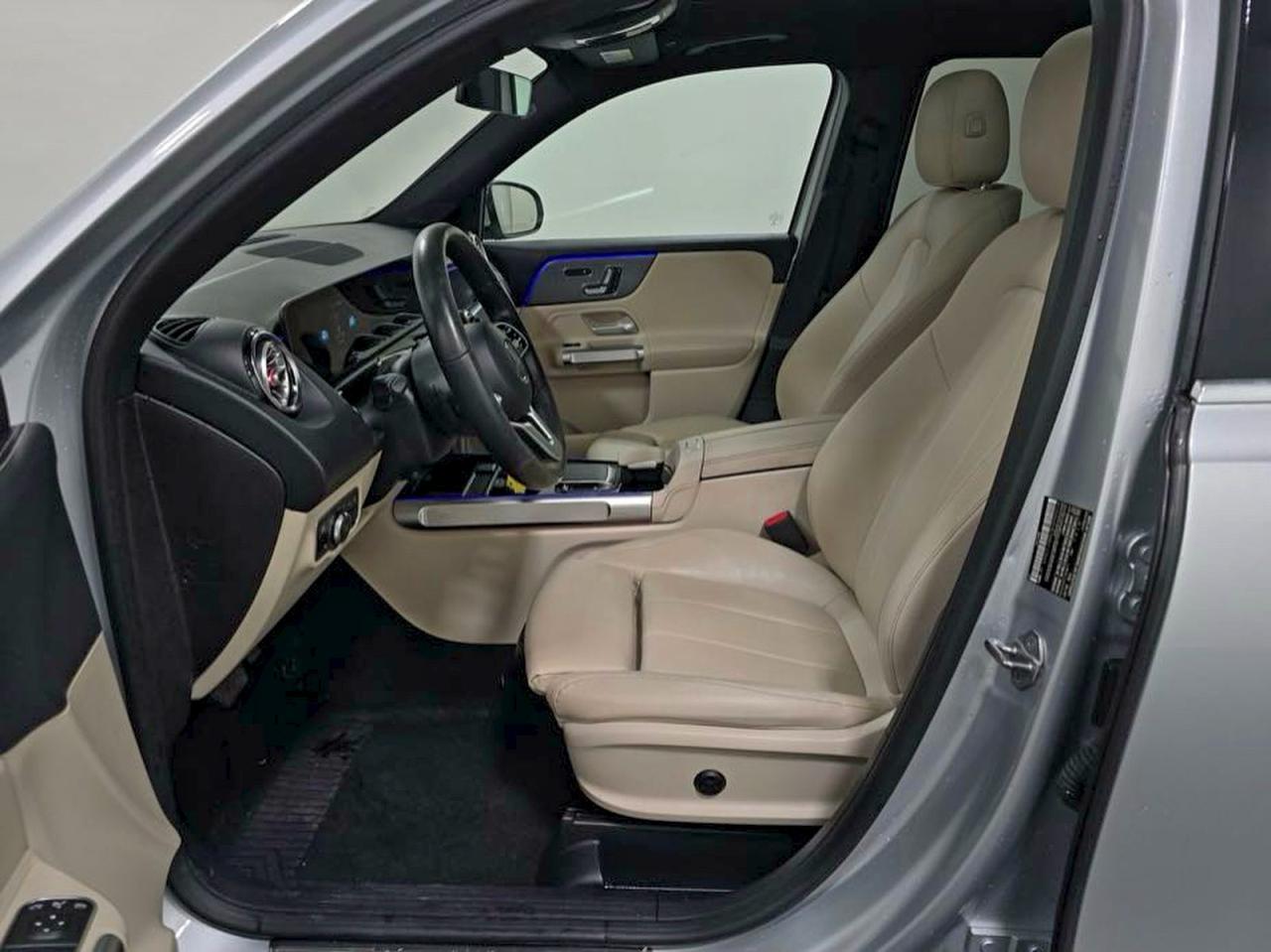 Фото: W1N4M4HB1MW112949