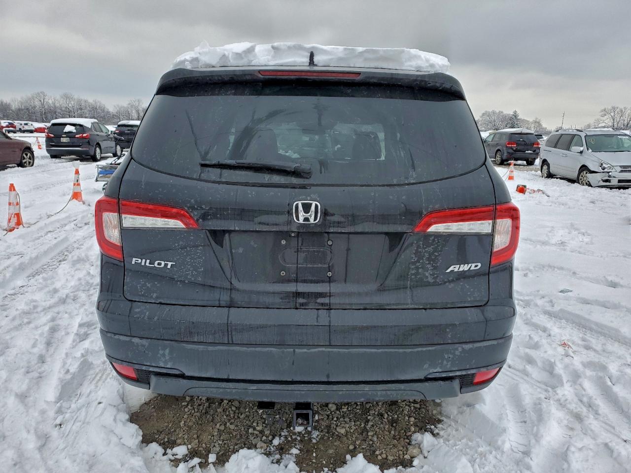 2019 Honda Pilot Lx VIN: 5FNYF6H1XKB048062 Lot: 94654925