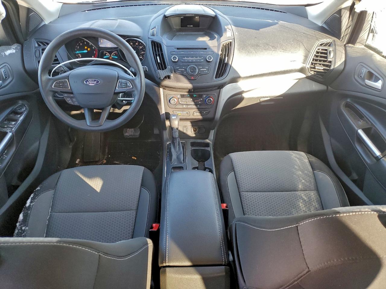 2017 Ford Escape Se VIN: 1FMCU9G9XHUC01561 Lot: 94596195