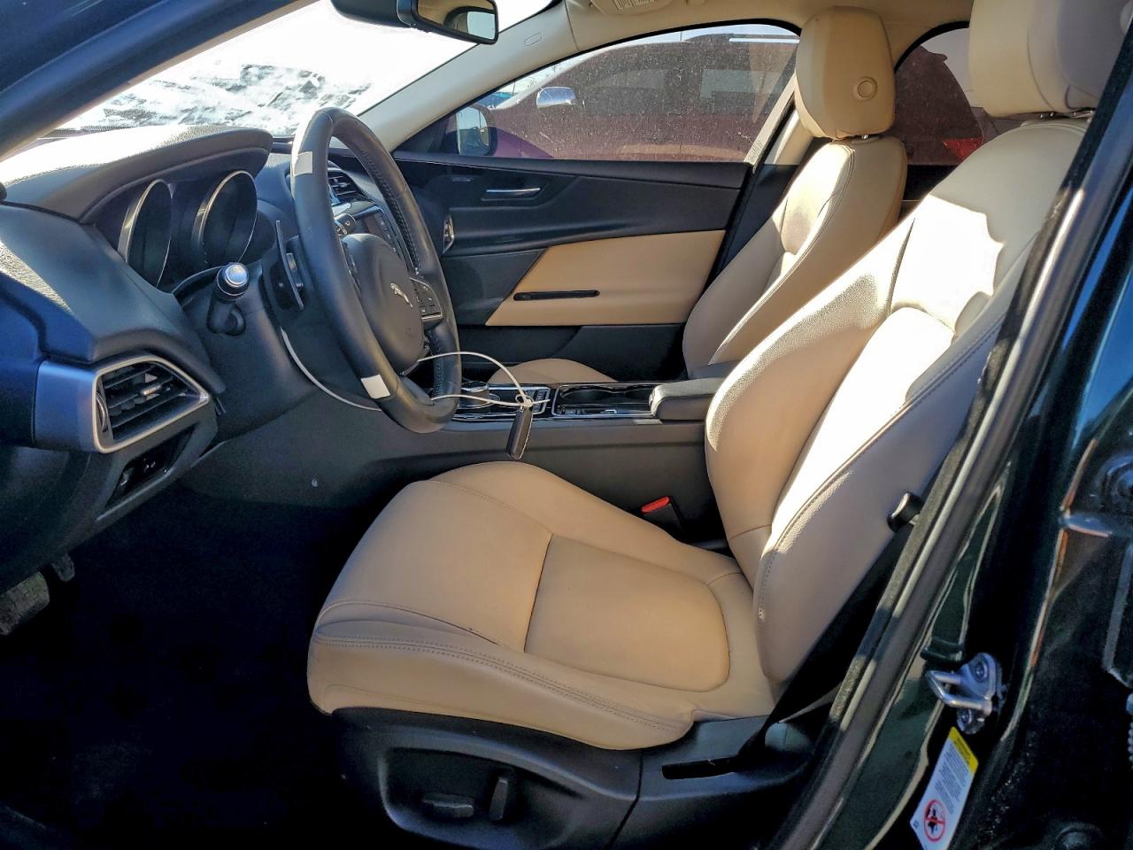 2017 Jaguar Xe Premium VIN: SAJAJ4BV5HA973061 Lot: 95776265