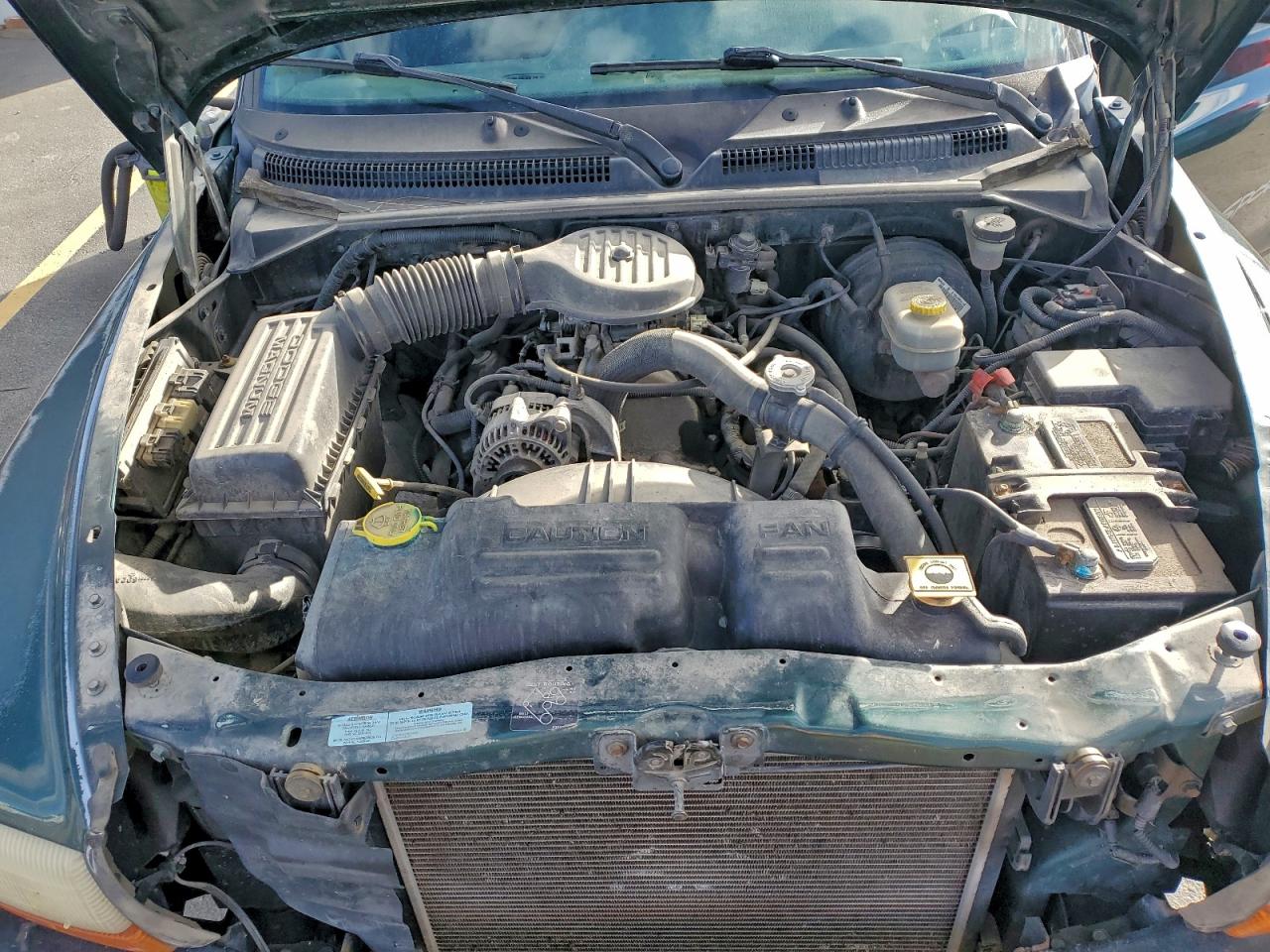 2000 Dodge Dakota Quad VIN: 1B7GG2AX4YS655277 Lot: 96635295