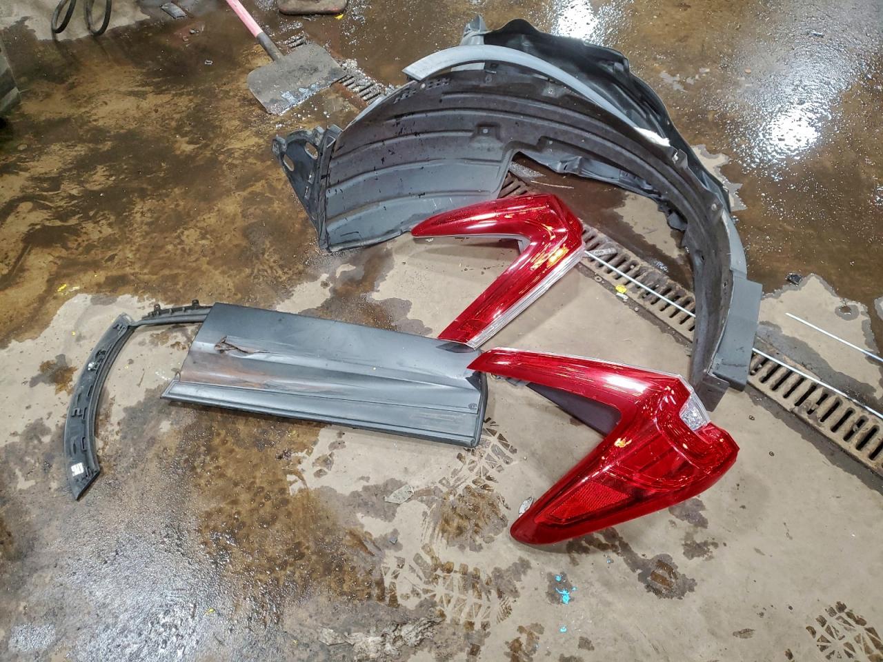 2017 Honda Cr-V Exl VIN: 2HKRW2H85HH622085 Lot: 95086895