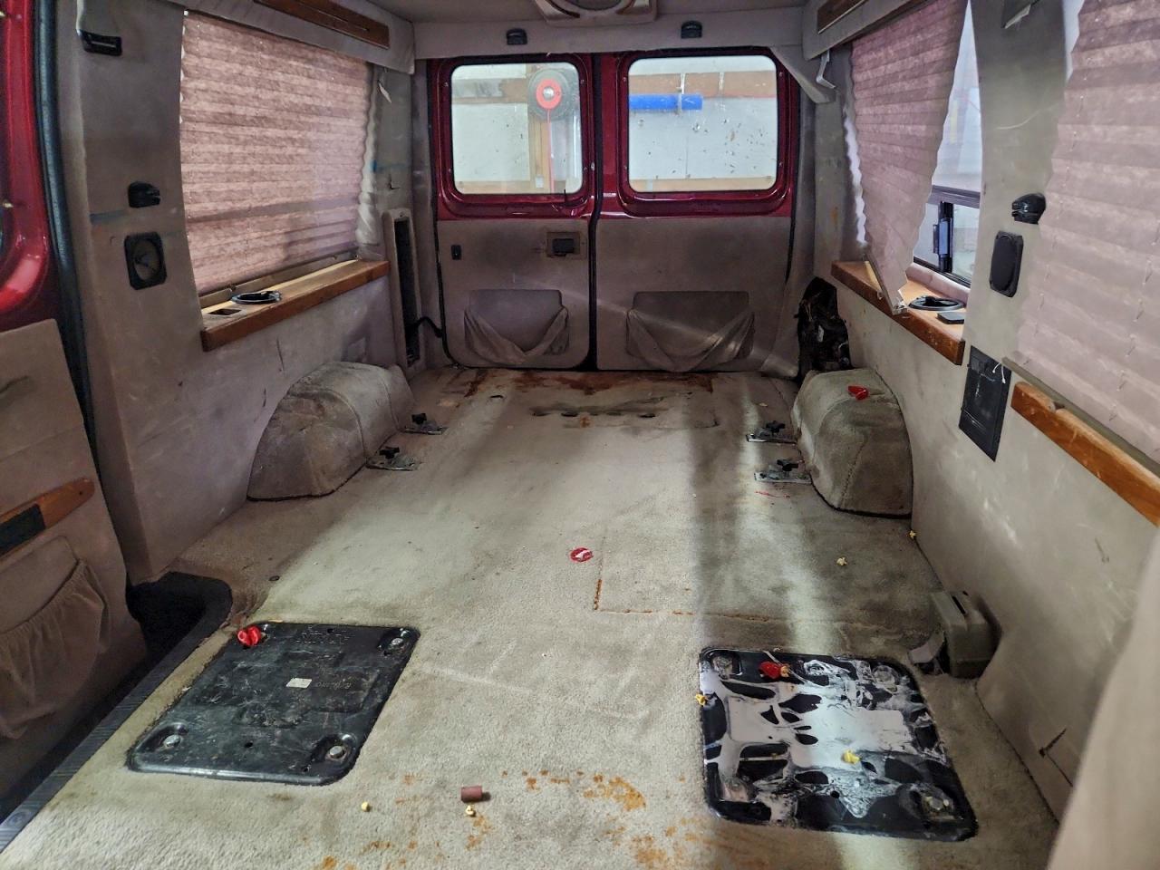 2002 Ford Econoline E150 Van VIN: 1FDRE14L32HB01312 Lot: 93148065