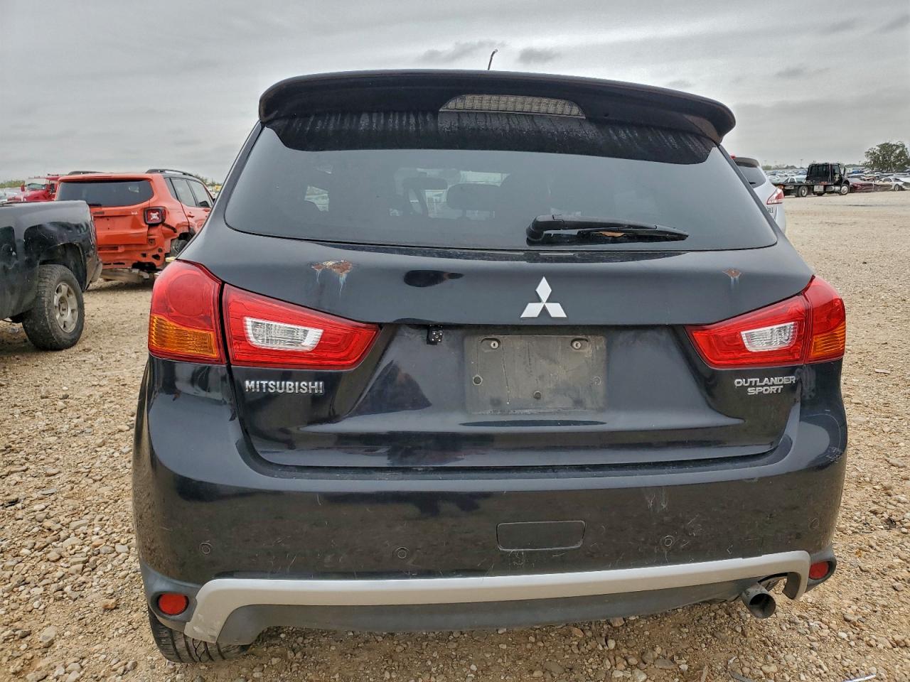 2015 Mitsubishi Outlander Sport Es VIN: 4A4AP3AU2FE021648 Lot: 95105465