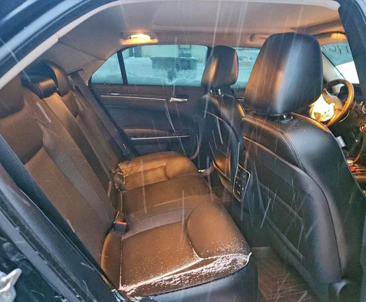 2022 Chrysler 300 Touring L VIN: 2C3CCADG5NH123883 Lot: 93477685