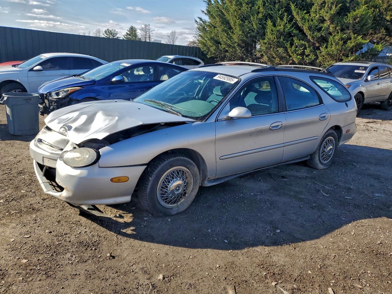1998 Ford Taurus Se
