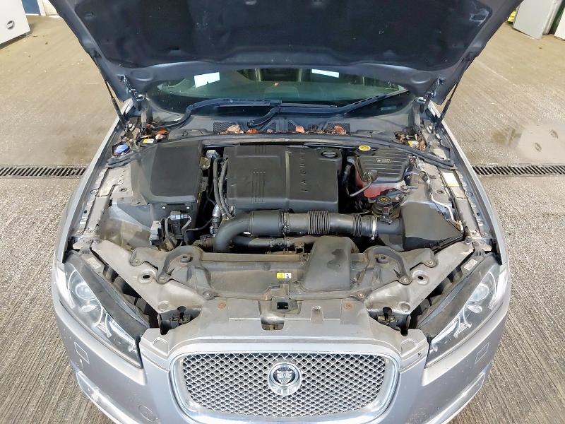 2012 JAGUAR XF 2.2D LUXURY 4DR AUTO