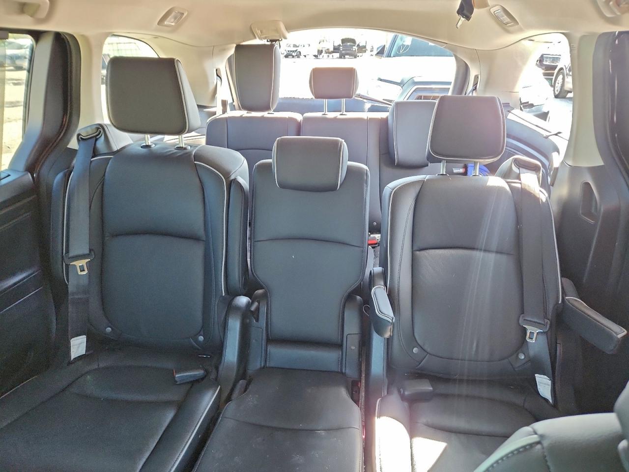 2025 Honda Odyssey Touring VIN: 5FNRL6H82SB041682 Lot: 95674495